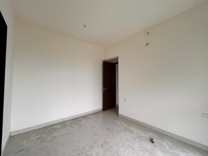 Room in 2 BHK Apartment at Kanakia Silicon Valley, Powai – for Rent