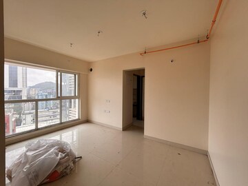 Room in 2 BHK Apartment at Kanakia Silicon Valley, Powai – for Rent