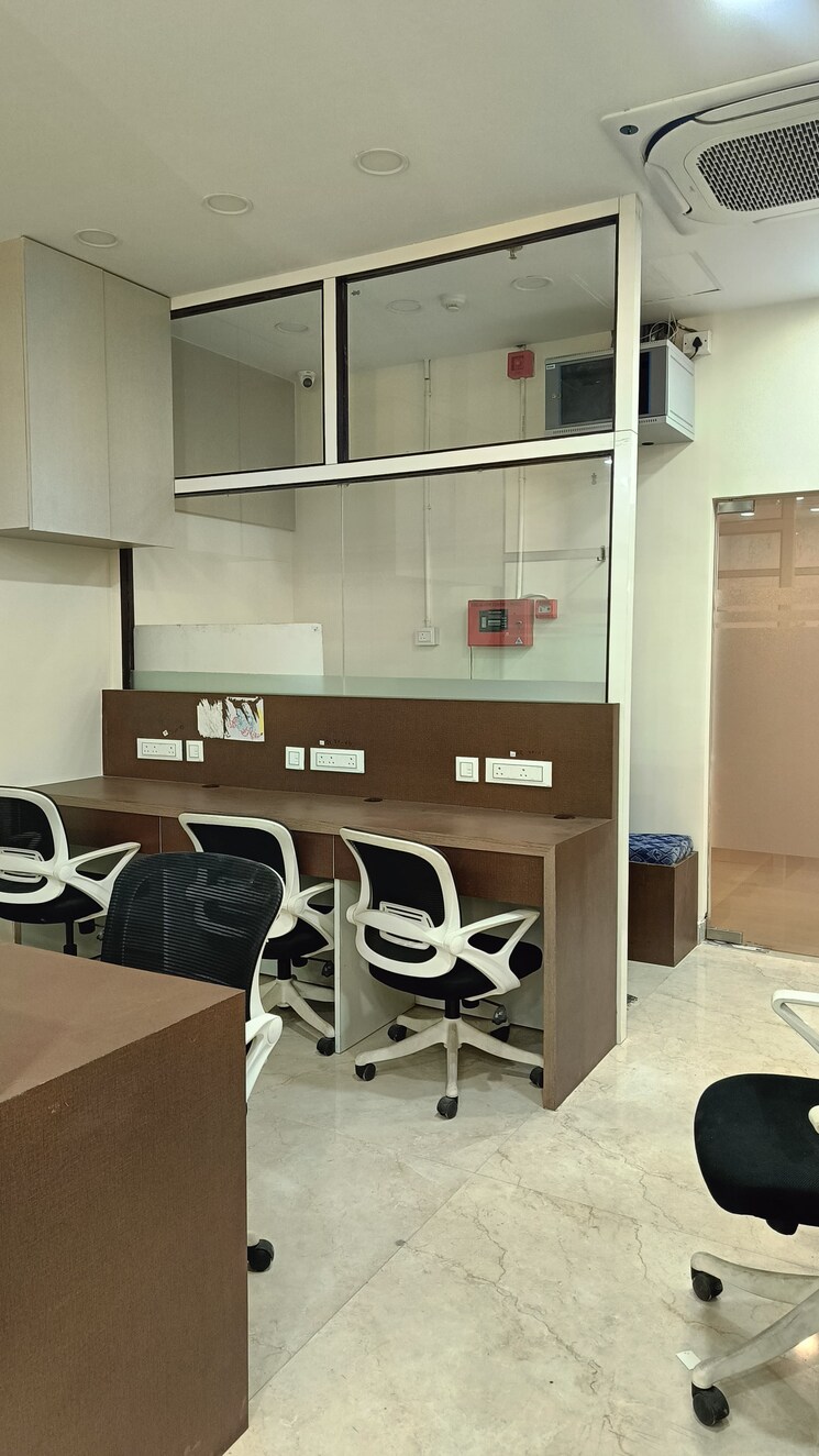 Team Area, mani-casadona Commercial Office Space 1070 Sq.Ft. In New Town Kolkata 9307000