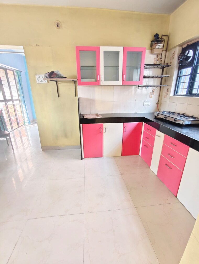 Kitchen, daulat-nagar 2 Bedroom 840 Sq.Ft. Apartment In Anand Nagar Pune 9306997