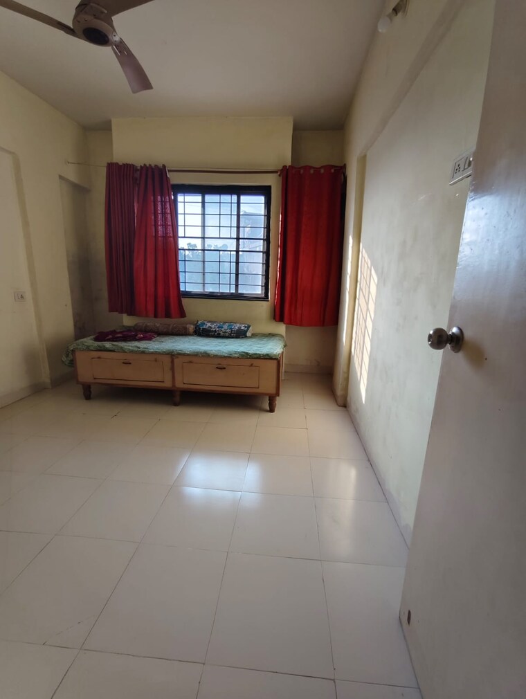 Room, daulat-nagar 2 Bedroom 840 Sq.Ft. Apartment In Anand Nagar Pune 9306997