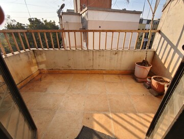 Balcony in 2 BHK Apartment at Daulat Nagar, Anand Nagar – for Rent