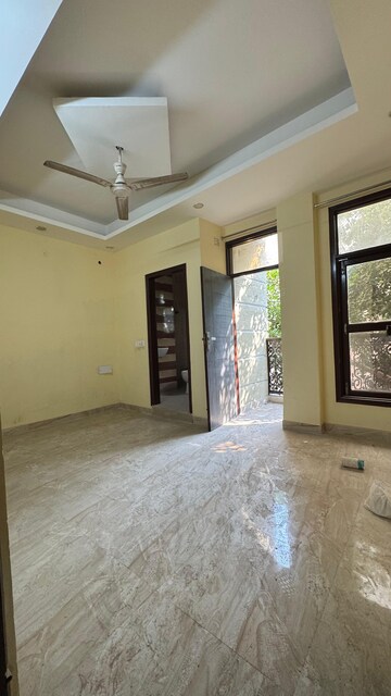 Room in 2 BHK Builder Floor at Chattarpur – for Rent