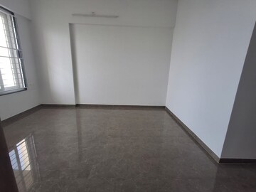 Room in 5 BHK Apartment at Venkatesh Skydale, Hingne Khurd – for Rent