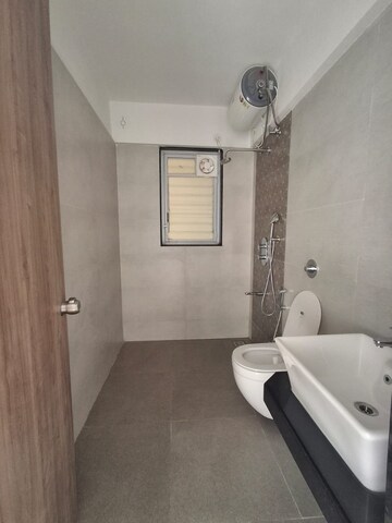 Bathroom in 5 BHK Apartment at Venkatesh Skydale, Hingne Khurd – for Rent