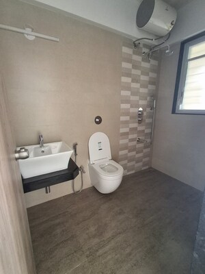 Bathroom in 5 BHK Apartment at Venkatesh Skydale, Hingne Khurd – for Rent