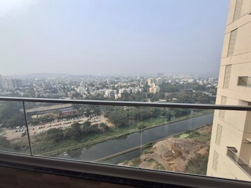 Swimming Pool in 5 BHK Apartment at Venkatesh Skydale, Hingne Khurd – for Rent