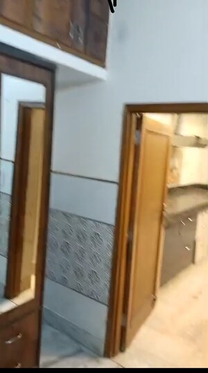  1 BHK Builder Floor at Prachin Apartment, Paschim Vihar – for Rent