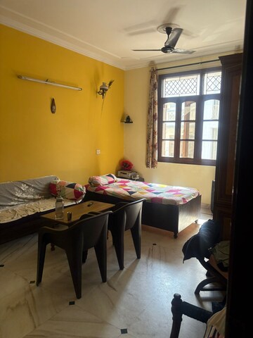 Bedroom in 2 BHK Apartment at Sector 15 – for Rent