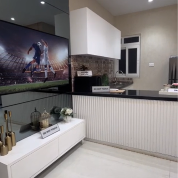 Kitchen in 1 BHK Apartment at Cosmos CHS Kurla, Shiv Shrushti – for Sale
