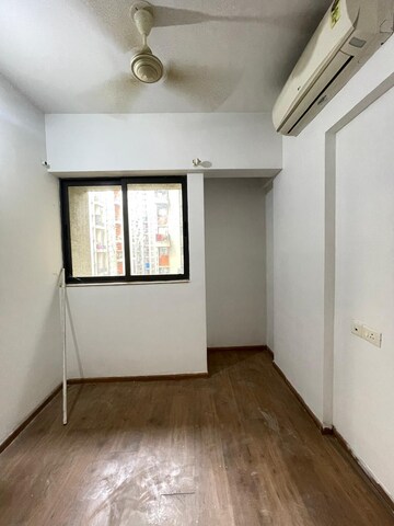 Room in 1.5 BHK Apartment at Lodha Palava City Lakeshore Greens, Dombivli East – for Sale