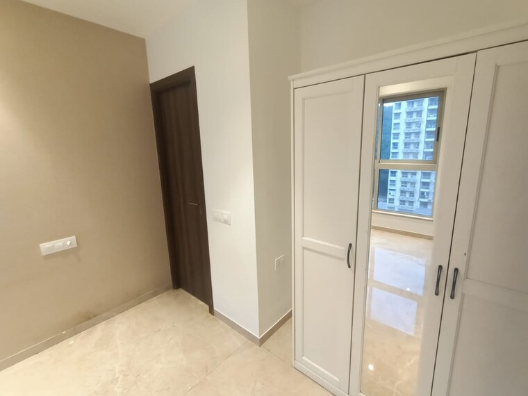 Room, hiranandani-regent-hill 1 Bedroom 385 Sq.Ft. Apartment In Powai Mumbai 9307101