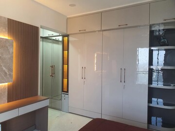 Room in 3 BHK Apartment at Ekta Tripolis, Goregaon West – for Sale