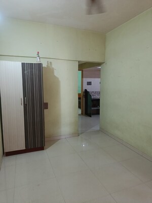 Room in 1 BHK Apartment at Niwara Residency, Seawoods – for Rent