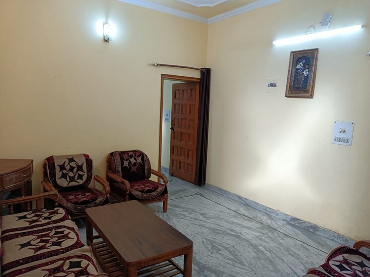 Bedroom, canal road 1.5 Bedroom 900 Sq.Ft. Builder Floor In Canal Road Dehradun 9307122