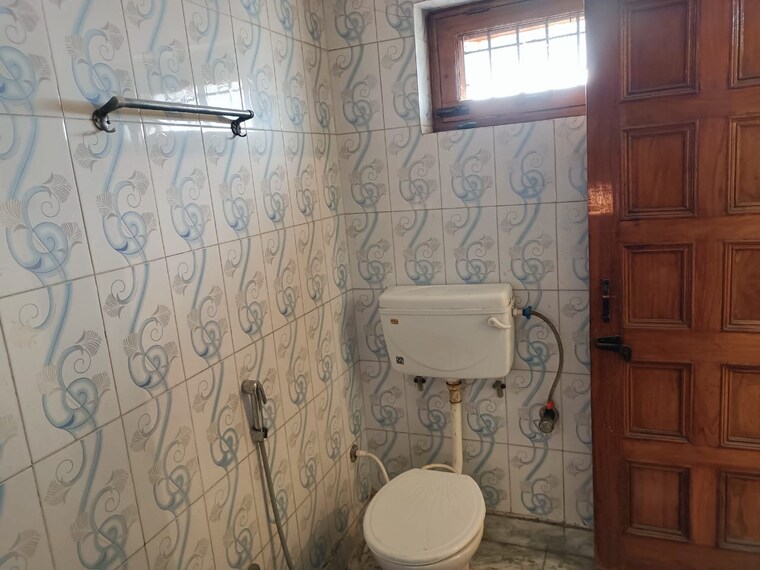 Bathroom, canal road 1.5 Bedroom 900 Sq.Ft. Builder Floor In Canal Road Dehradun 9307122