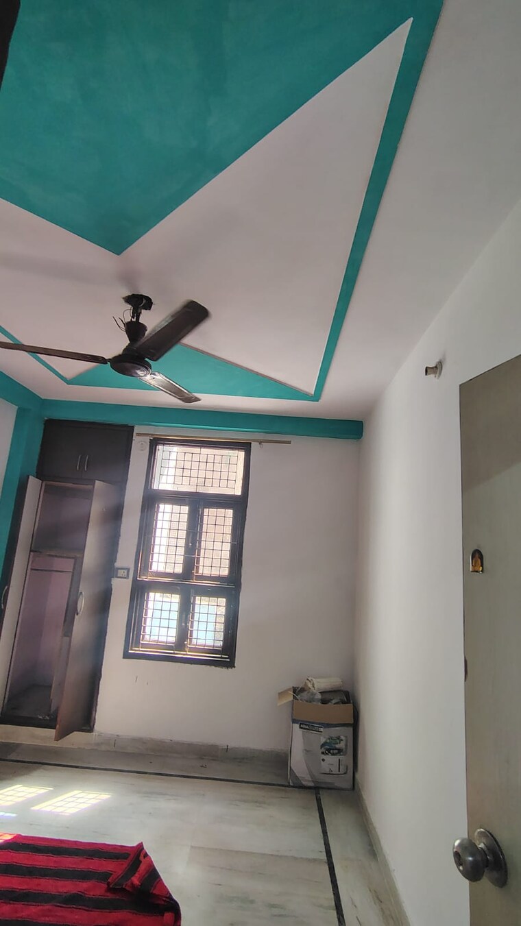 undefined, dwarka mor 2 Bedroom 540 Sq.Yd. Builder Floor In Dwarka Mor Delhi 9307139