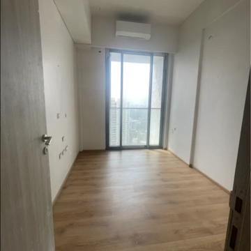 Room in 3 BHK Apartment at Elite CHS Bandra, Gandhi Nagar – for Sale