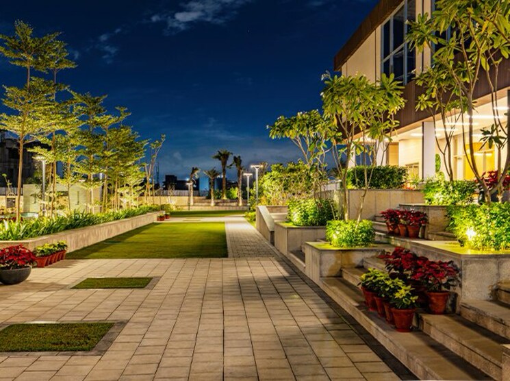 Garden, bptp-amstoria  267 Sq.Yd. Plot In Sector 102 Gurgaon 9307151