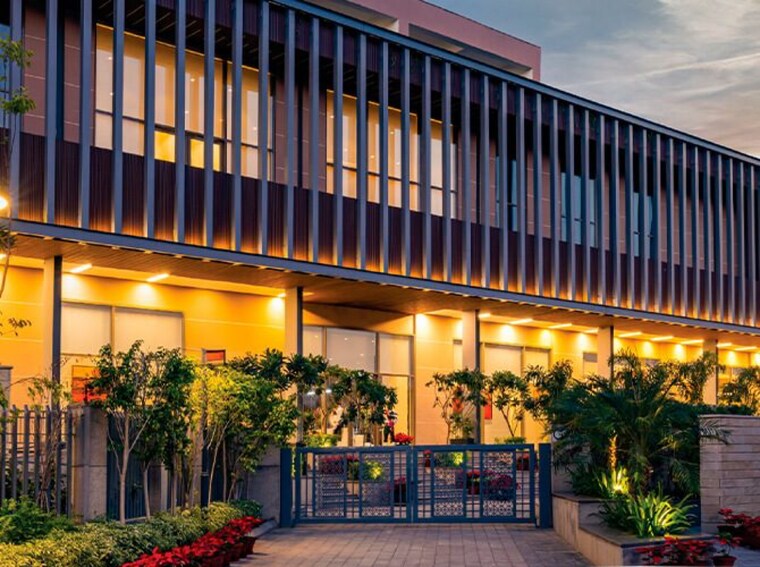 Exterior View, bptp-amstoria  267 Sq.Yd. Plot In Sector 102 Gurgaon 9307151