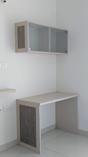 Room in 3 BHK Apartment at Avalon Park At The Prestige City, Sarjapur Road – for Rent