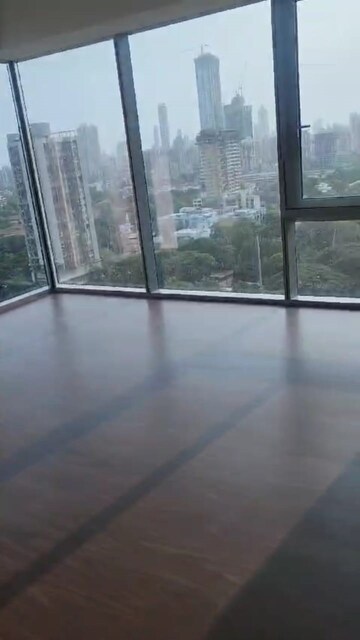 Room in 2 BHK Apartment at Colaba – for Rent