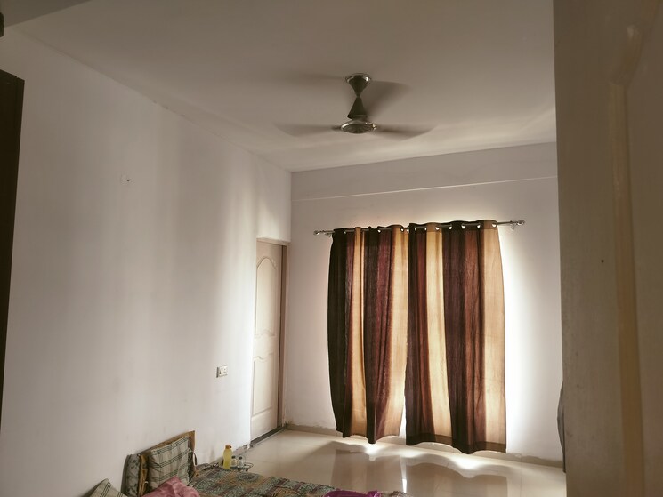 Bedroom, trishla-city 3 Bedroom 1550 Sq.Ft. Apartment In Patiala Road Zirakpur 9307200