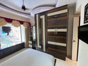 Bedroom in 2 BHK Apartment at Bandra West – for Rent