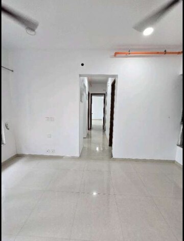2 BHK Apartment For Rent in Kalpataru Immensa, Kolshet Road