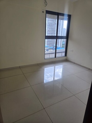 Room in 2 BHK Apartment at Chandak 34 Park Estate, Goregaon West – for Rent
