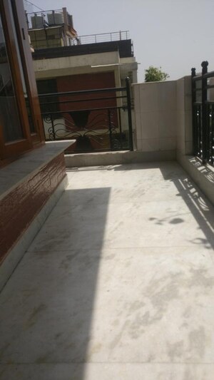 Balcony in 3 BHK Builder Floor at Defence Colony – for Rent