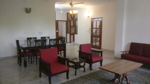3 BHK Builder Floor For Rent in Defence Colony