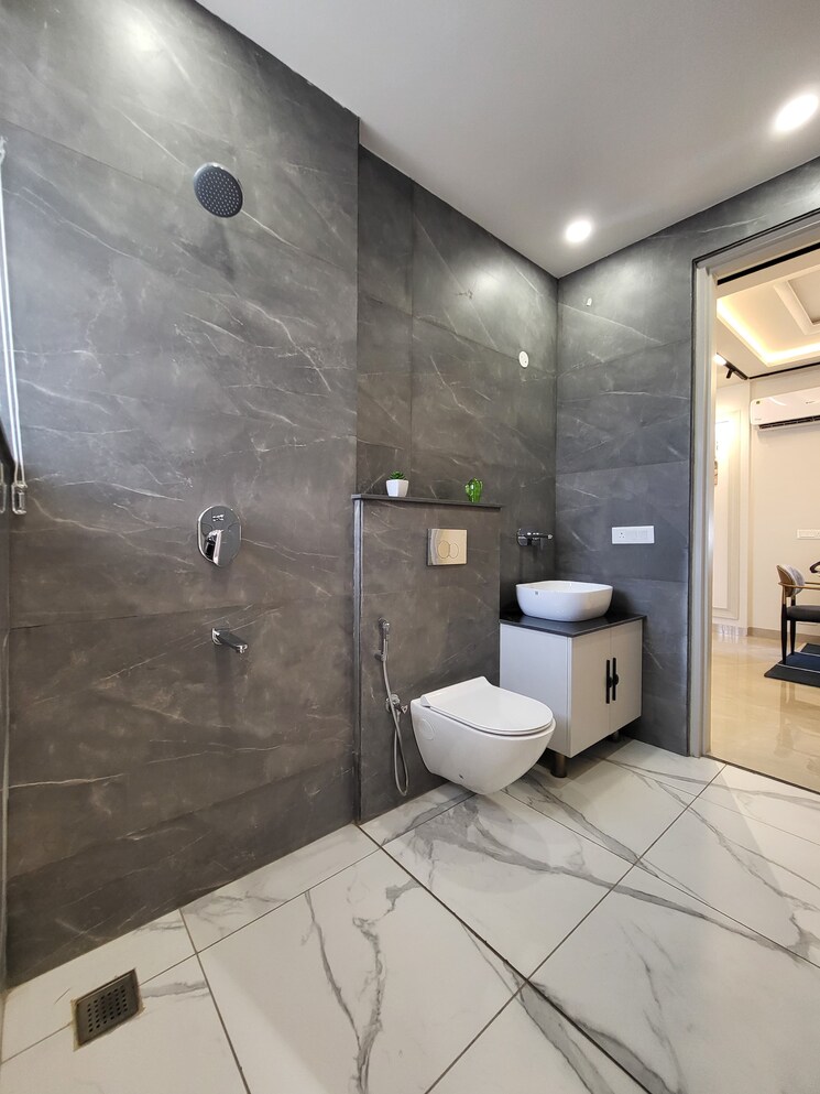 Bathroom, urban-the-zirk 3 Bedroom 1750 Sq.Ft. Apartment In Nabha Zirakpur 9307245