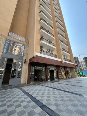  Shop – Exterior View View at Earthcon Casa Grande, Chi V Greater Noida - for Rent