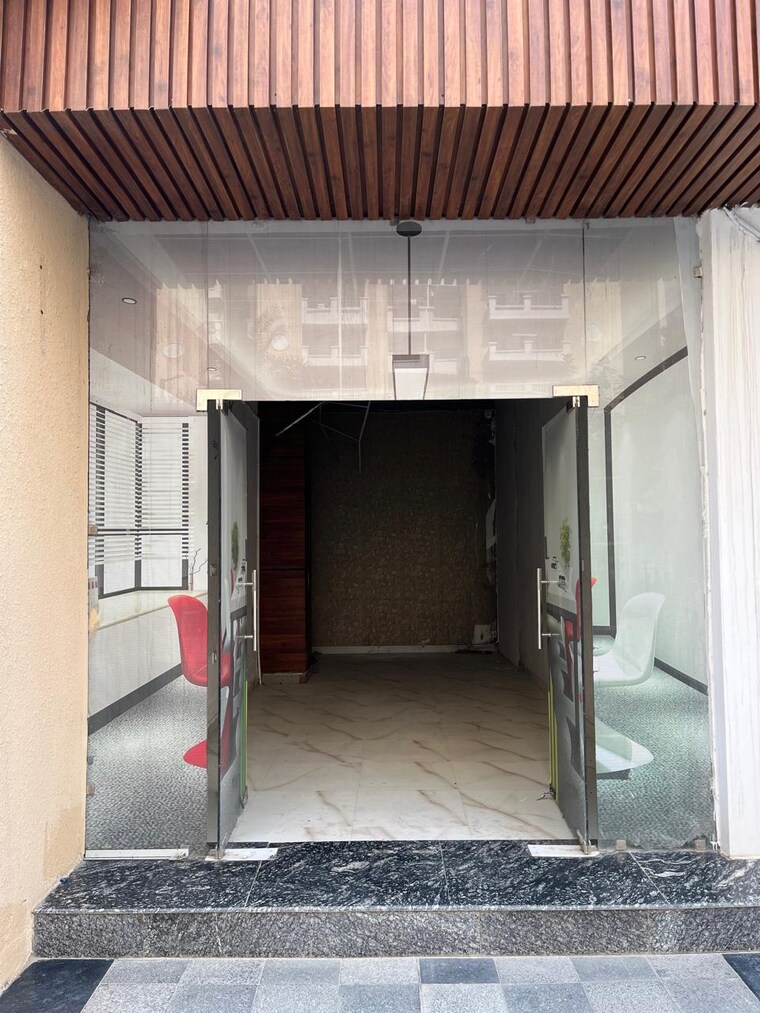 Floor Plan, earthcon-casa-grande Commercial Shop 611 Sq.Yd. In Chi V Greater Noida Greater Noida 9307279