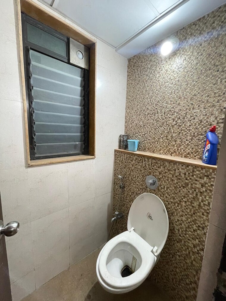 Bathroom, lodha-palava-city-lakeshore-greens 1 Bedroom 510 Sq.Ft. Apartment In Dombivli East Thane 9307299