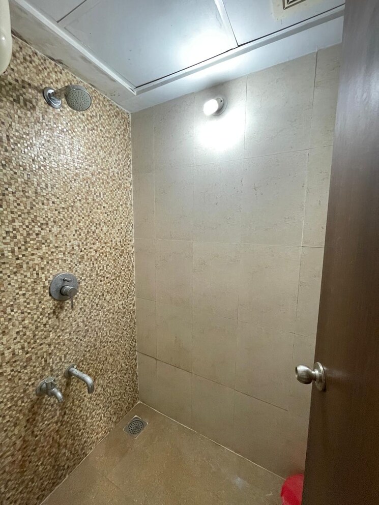 Bathroom, lodha-palava-city-lakeshore-greens 1 Bedroom 510 Sq.Ft. Apartment In Dombivli East Thane 9307299