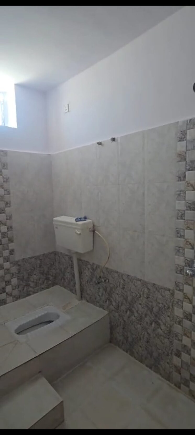 Bathroom, hatia 3 Bedroom 1500 Sq.Ft. Apartment In Hatia Ranchi 9307294
