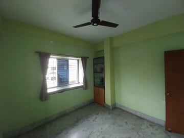 Room in 3 BHK Apartment at Jeet Residency Phase III, Nayabad – for Sale
