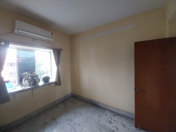 Room in 3 BHK Apartment at Jeet Residency Phase III, Nayabad – for Sale