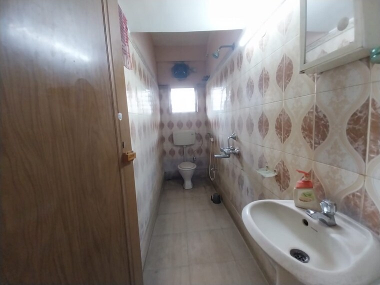 Bathroom, jeet-residency-phase-iii 3 Bedroom 1270 Sq.Ft. Apartment In Nayabad Kolkata 9295909
