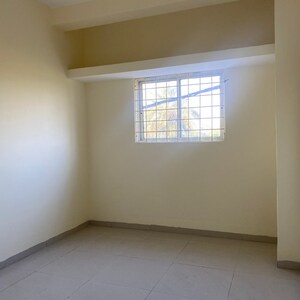 Room in 1.5 BHK Apartment at Godrej Emerald Vista, Ghodbunder Road – for Sale