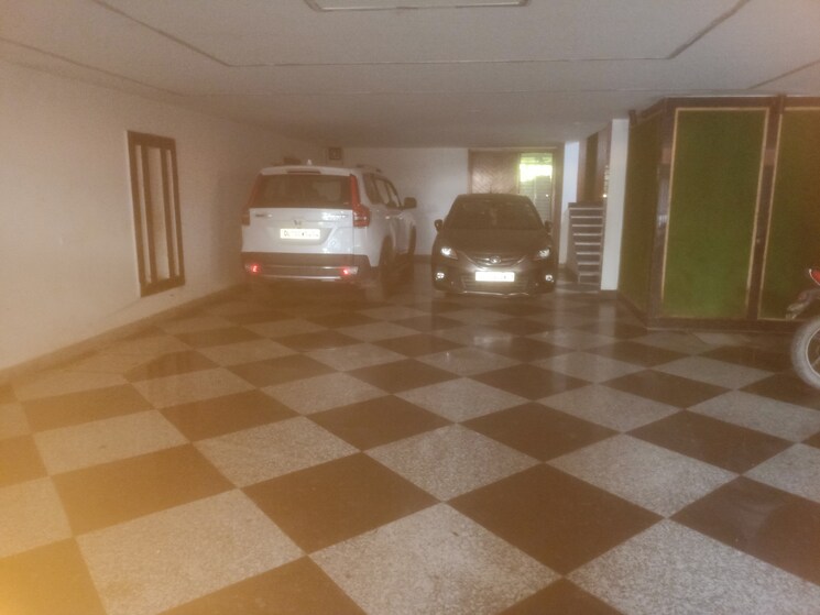 Other, chattarpur 4 Bedroom 2400 Sq.Ft. Builder Floor In Chattarpur Delhi 9307376