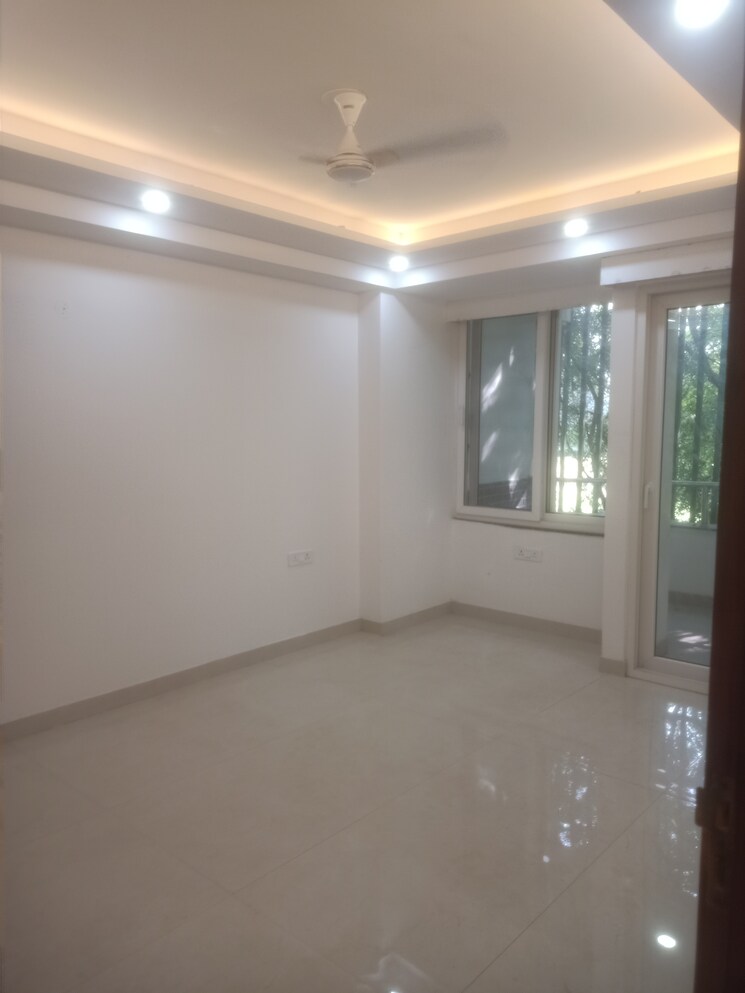 Room, chattarpur 4 Bedroom 2400 Sq.Ft. Builder Floor In Chattarpur Delhi 9307376
