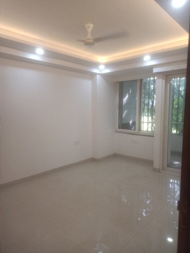 Room, chattarpur 4 Bedroom 2400 Sq.Ft. Builder Floor In Chattarpur Delhi 9307376