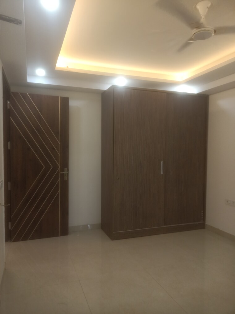 Room, chattarpur 4 Bedroom 2400 Sq.Ft. Builder Floor In Chattarpur Delhi 9307376