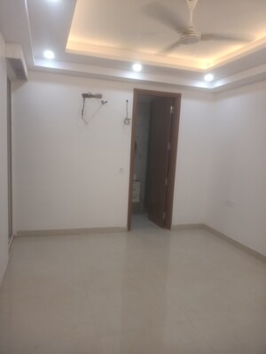 Room in 4 BHK Builder Floor at Chattarpur – for Sale