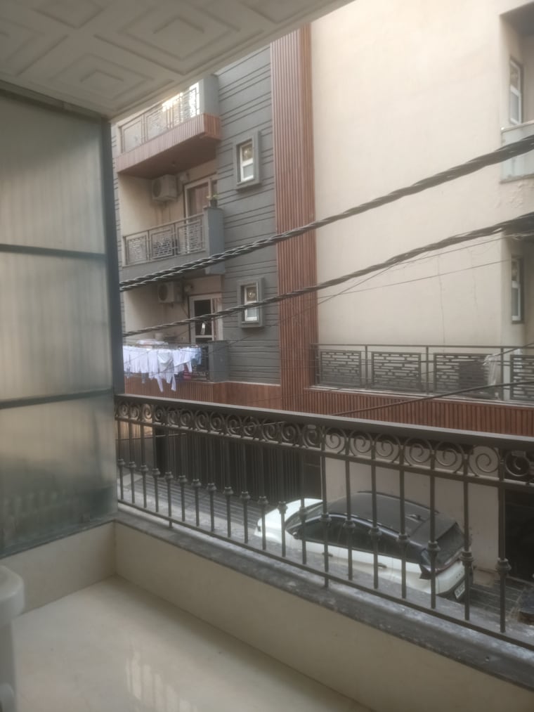 Balcony, chattarpur 4 Bedroom 2400 Sq.Ft. Builder Floor In Chattarpur Delhi 9307376