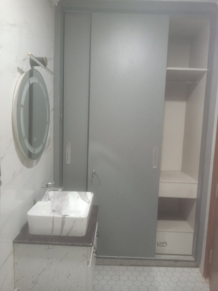 undefined, chattarpur 4 Bedroom 2400 Sq.Ft. Builder Floor In Chattarpur Delhi 9307376