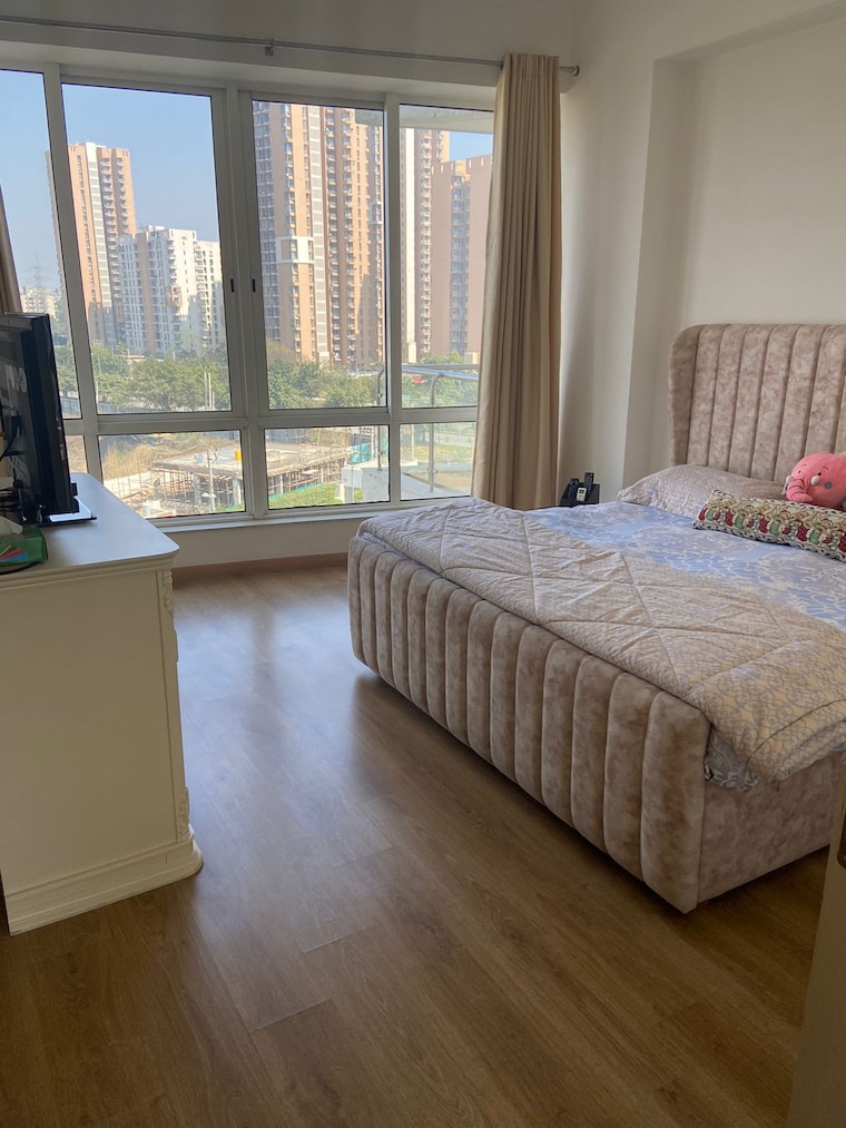 Bedroom, pioneer-park-presidia 4 Bedroom 4063 Sq.Ft. Apartment In Sector 62 Gurgaon 9307368